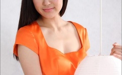 粗壮挺进人妻水蜜桃成熟